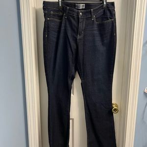Levi’s dark jeans